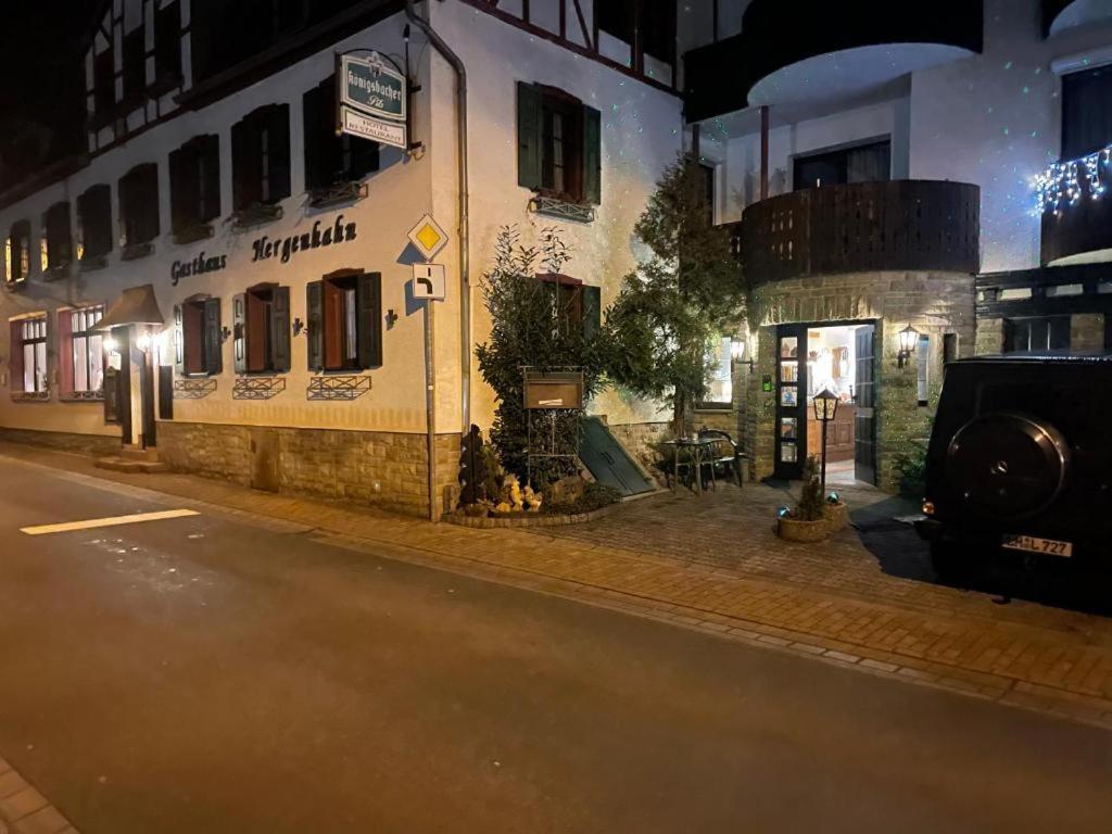 Hotel Und Restaurant "Balduin" Balduinstein Exterior foto